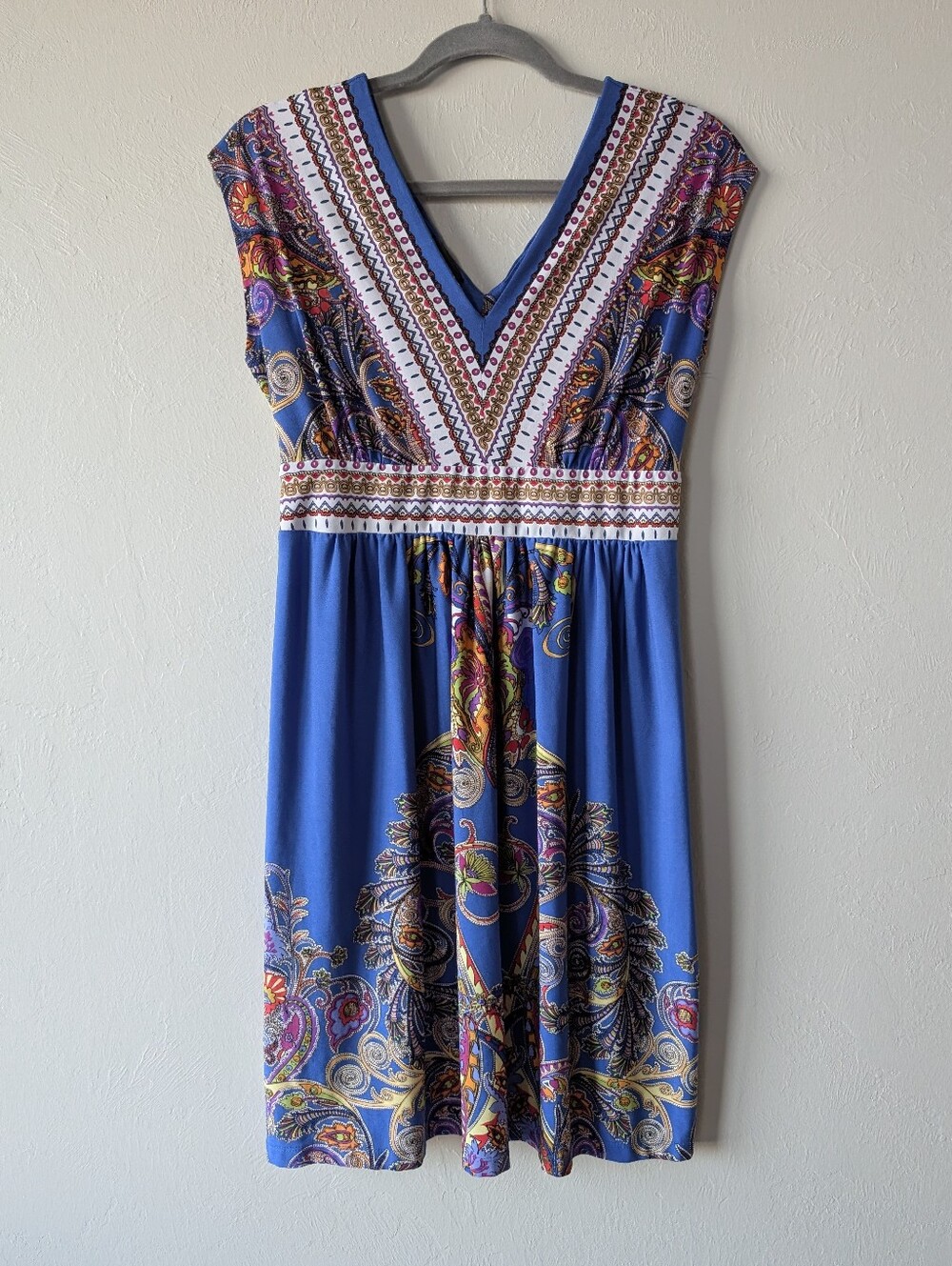 Kiara Blue Paisley Stretch Spandex V-neck Midi Dress Size S